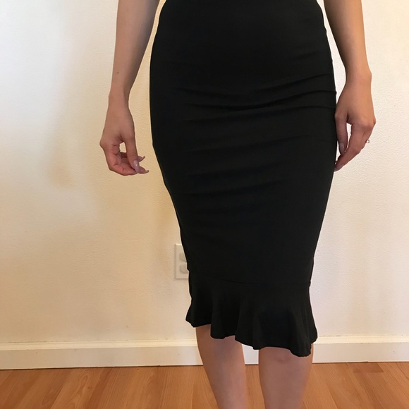 🆕 Penelope Black Ruffle Midi Skirt - Picture 2 of 8